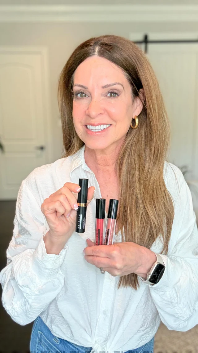I’m sharing my Glow-Up Routine for Women Over 50 for a beautiful natural makeup look that enhances the beauty of mature skin and protects it from the sun. It’s makeup and skincare in one! I love a multitasker, don’t you?

What I used:
Universal Tinted Moisturizer: This is a lightweight tinted moisturizer with SPF 46 that gives sheer coverage and a natural glow. It nourishes and hydrates with hyaluronic acid, vitamin E, and a high concentration of niacinamide (vitamin B3). It blends out perfectly for all skin tones.

Luminous Eye Corrector: This product comes in 4 peachy shades to cancel out under eye circles and darkness. It stays all day, doesn’t crease and gives perfect coverage without looking cakey. It has mineral SPF 41 to protect that delicate skin under the eyes.

Lip Silk: Deeply hydrating lip color that’s formulated with Squalane, Meadowfoam, & Peptides to nourish and soften lips without bleeding into lip lines. Available in 2 shades Soft and Bold. It has mineral based SPF 40 to protect lips from the sun and also from blue light.

These are fantastic skincare products that make you feel good in your own skin & they’re linked in my profile!💫

#DRMambassador #DRMTLGY #beautyover50 #beautyhacks #matureskin #mothersday #giftidea #beautyproducts #skincaretips #naturalmakeup #cleanbeauty