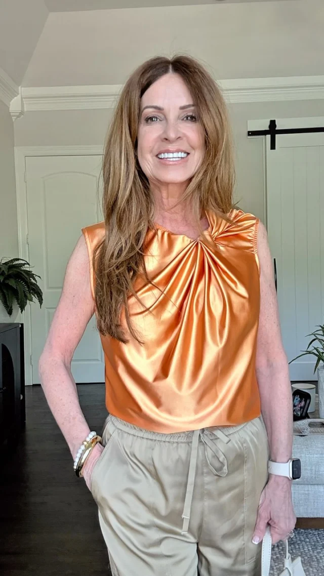 I've got a little extra spring in my step and an extra big smile today because it's Friday!🤩

And speaking of Spring, how fabulous are these new outfits I received from @lyssenewyork (elevated, chic and comfortable pieces for women who appreciate both fashion and functionality). I’m already incorporating them into my Spring wardrobe. The possibilities are endless!💫

I paired with some fun bracelets from @lisilerch (a Philadelphia based brand known for their handcrafted jewelry, accessories and customizable bags) and my new handbags from @spartina449 👜👝👛

What’s making you smile today?😁 Let me know in the comments.💖

Just say SHOP and I’ll send you all of the info with links to these wonderful things.💖✨💖

#whatiwear #petite #petitefashion #womenover50 #springcollections #makeupobsessedmom #southlake #womenover60 #fashionjewelry #fridayfun