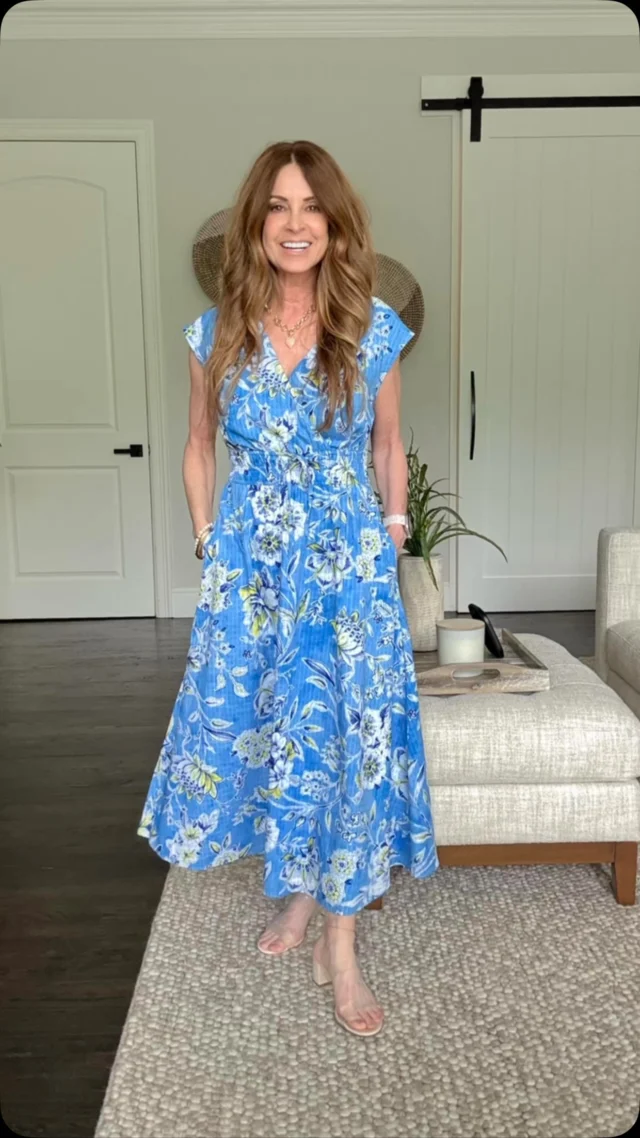 Don’t you love the feeling of buying the perfect piece of clothing that makes you feel comfortable, confident and carefree? 

Well this pretty dress does that for me!☺️

Comment SHOP for the link to this carefree outfit with sizing details.💖

And yes, it has pockets! To be honest, the only thing I ever put in the pockets are my hands. But when a dress doesn’t have them, I don’t feel as comfortable. Anybody else feel the same?😅

#petitestyle #womenover50 #whatiwear #proaging #whatiwore #mididress #petitefashion #talbots #talbotsofficial #mytalbots #modestfashionblogger #ladiesover50 #ladiesover60 #agelessstyle #southlake #makeupobsessedmom