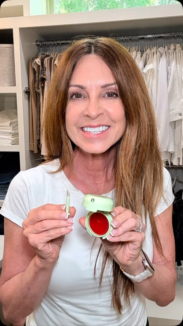 Want a hint of tint? These buildable color lip masks will enhance your lips with color, hydration and some extra plumpness!

They’re brand new from Pixi Beauty, an affordable, clean beauty brand with fantastic products that are great for all ages! 

Comment SHOP for a message with all of the shopping options.💖

Have a favorite?

#pixipout #lipcare #aginggracefully #proaging #cleanbeautyproducts #womenover50 #midlife #beautyover50 #newbeauty #pixibeauty