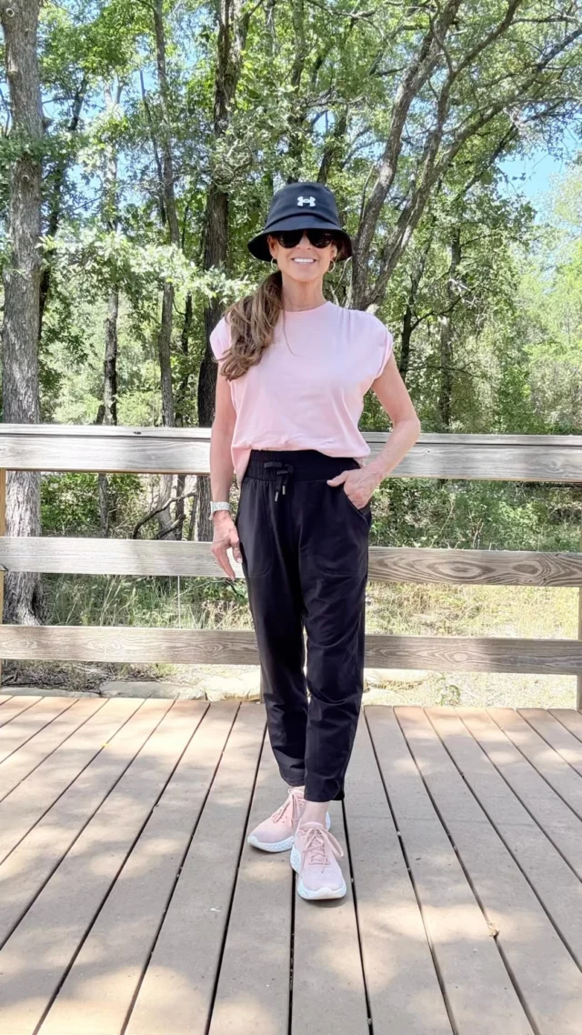 Happy Sunday! Started my day with a nice walk, aka therapy.�

I wore my super lightweight, sweat-wicking black active pants. They even have upf 50+  sun protection. Available in regular, petite and tall sizes. And they’re currently 50% off!�

Let me know if you want the LINK sent to your messages.

#spanxpartner #activewear #sundaywalk #womenover50 #healtylife #proaging #whatiwear #midlife #womenover60